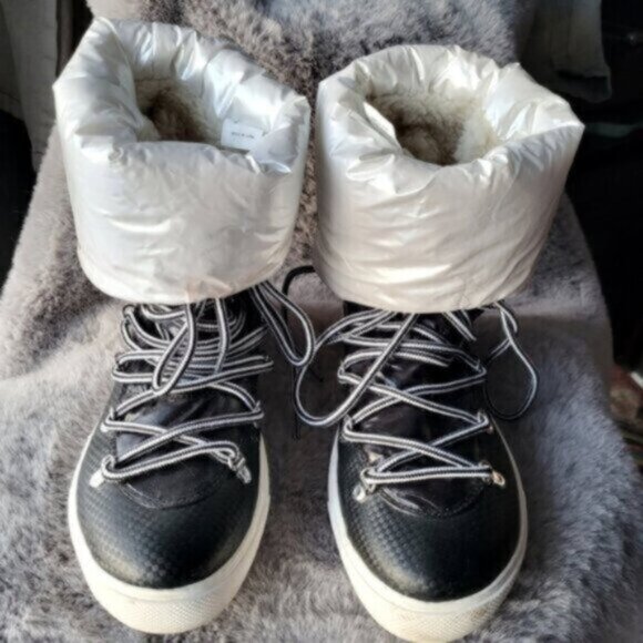 O'NEILL Shiny Puff Lace Up Winter Boots Sz 7.5 - Picture 15 of 15